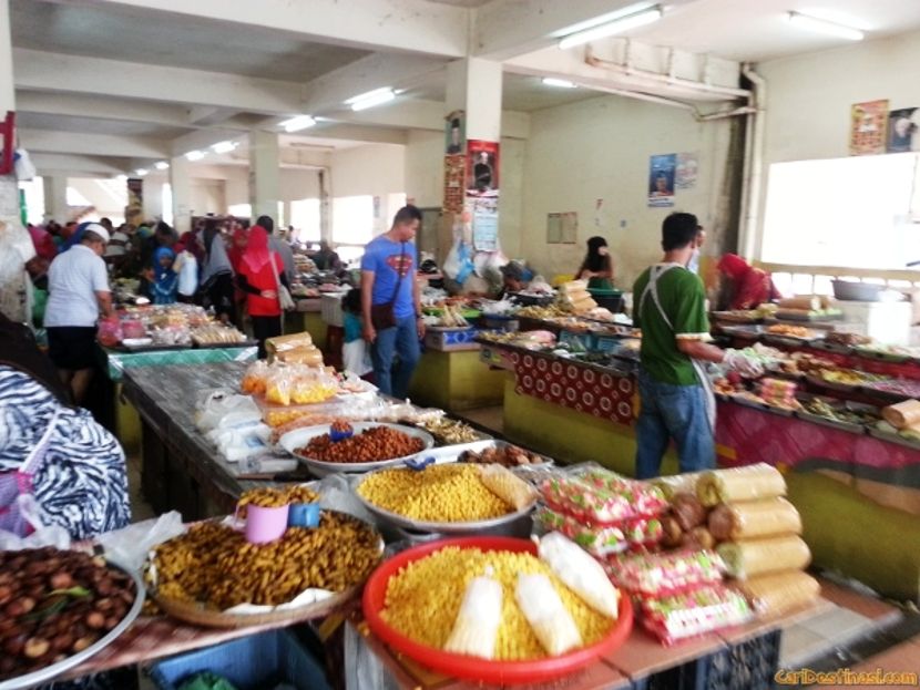 beli belah di pasar siti khadijah