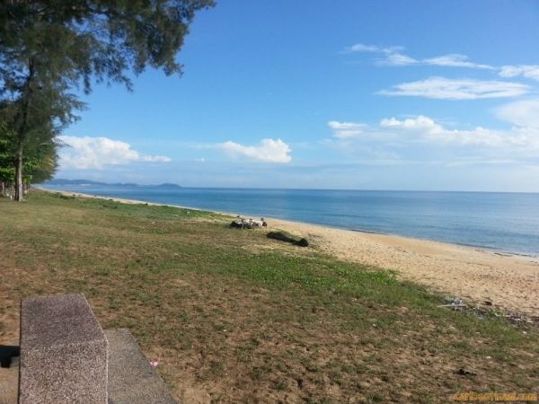 bercuti ke pantai dungun