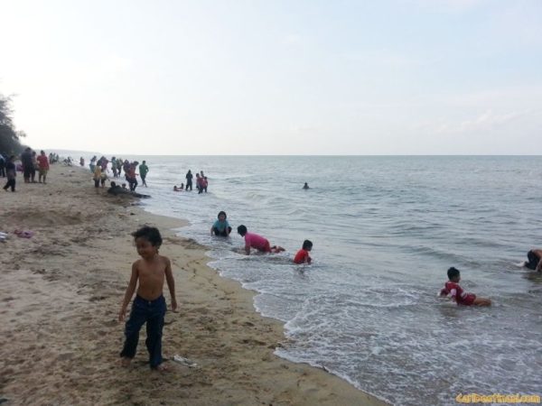 manda manda pantai tumpat