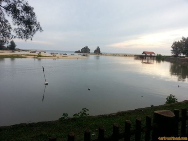 pantai kemasik kertih kemaman