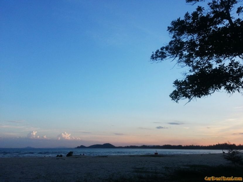 tempat lepak pantai chendor