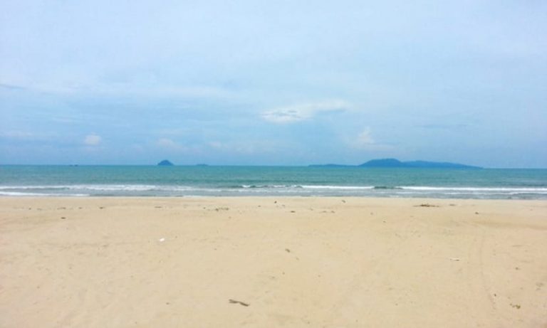 Senarai Pantai di Terengganu yang MENARIK dan TIDAK