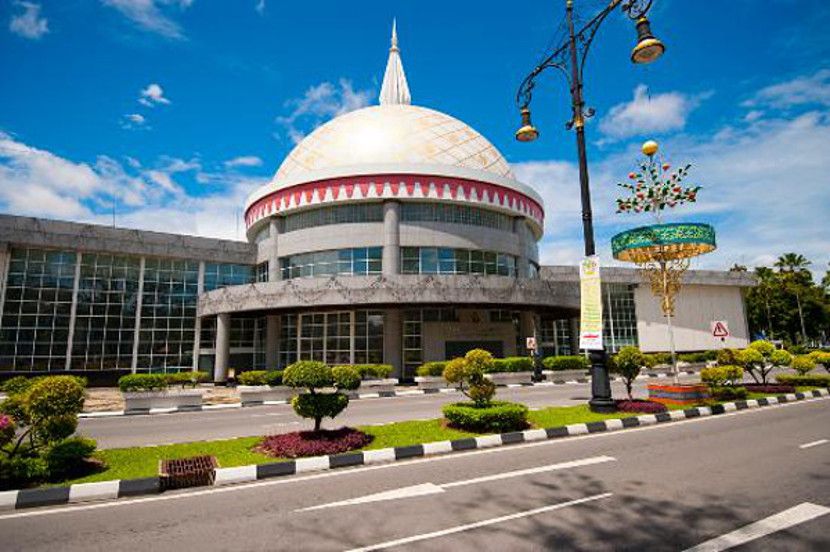 jalan jalan ke brunei darussalam