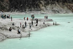 kawah putih menarik bandung