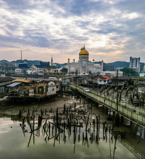 makan angin ke brunei