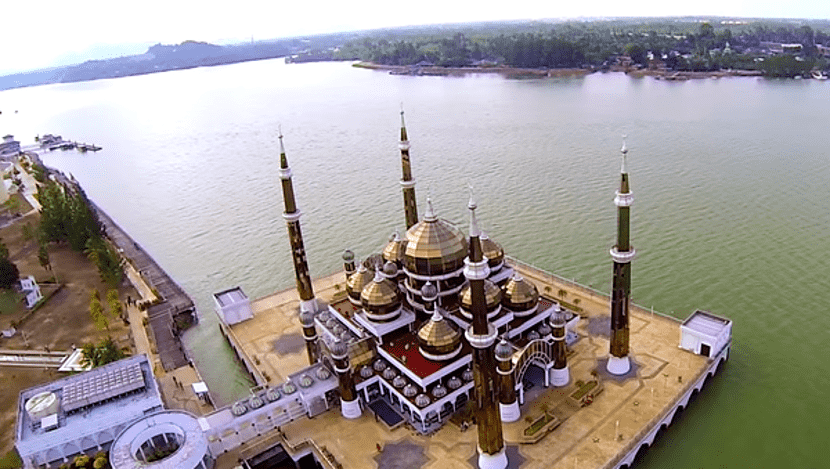 Masjid Kristal Terengganu - MESTI datang di KT