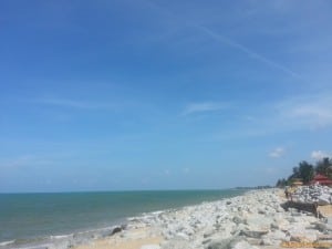 pantai cahaya bulan di kelantan