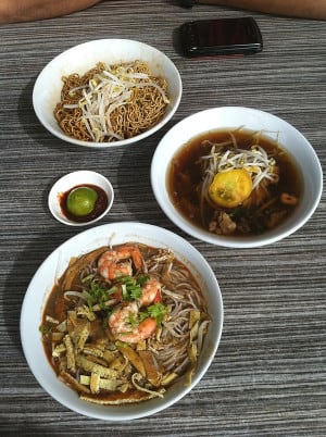 Tempat Makan Best Di Kuching Sarawak Halal Dan Sedap