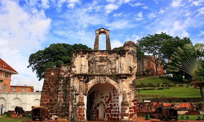 A-Famosa-Melaka-Muzium-Sejarah