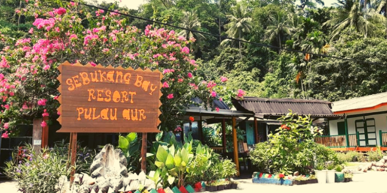 Sebukang Bay Resort