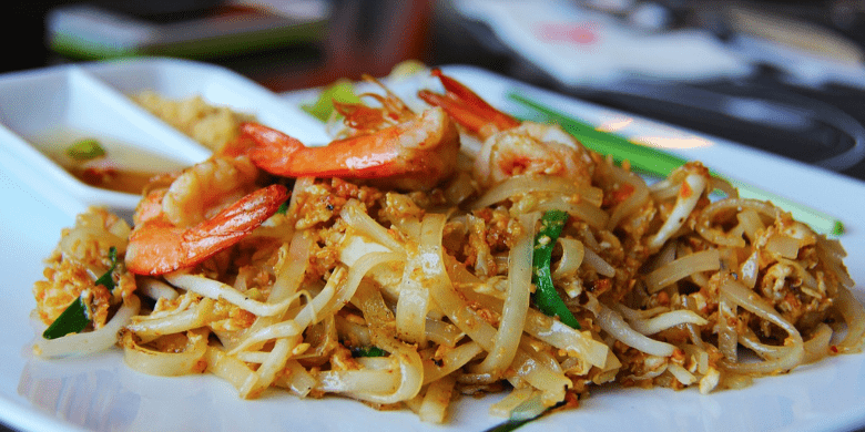 Koh Lipe - Menikmati Hidangan Pad Thai Yang Sedap