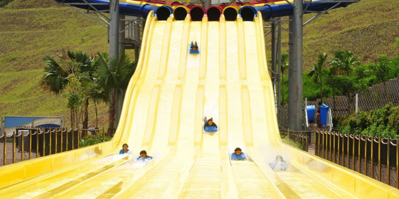 Legoland Malaysia Johor - LEGO Slide Racers