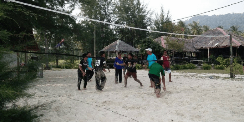 Bola tampar pantai