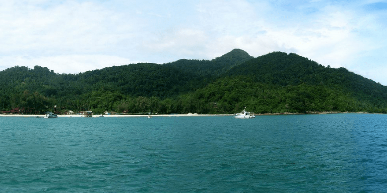 Gunung Semundu (Mount Semundu)