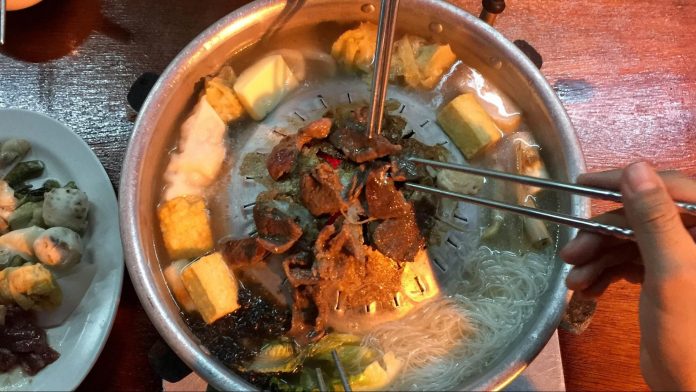 7 Kedai Steamboat di Penang Rugi Kalau Anda Tak Cuba