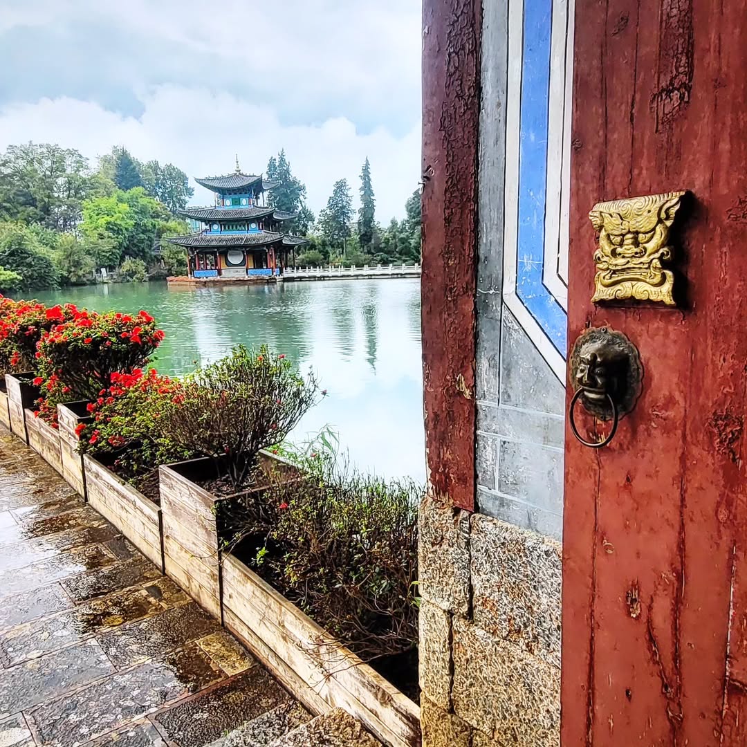 Kolam Naga Hitam (Black Dragon Pool)