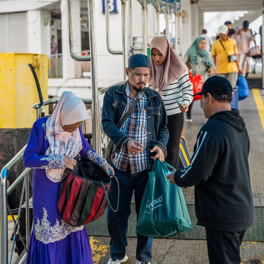 harga tiket feri ke Batam