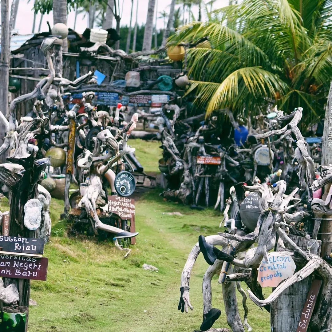Istana Sampah Pak Madun