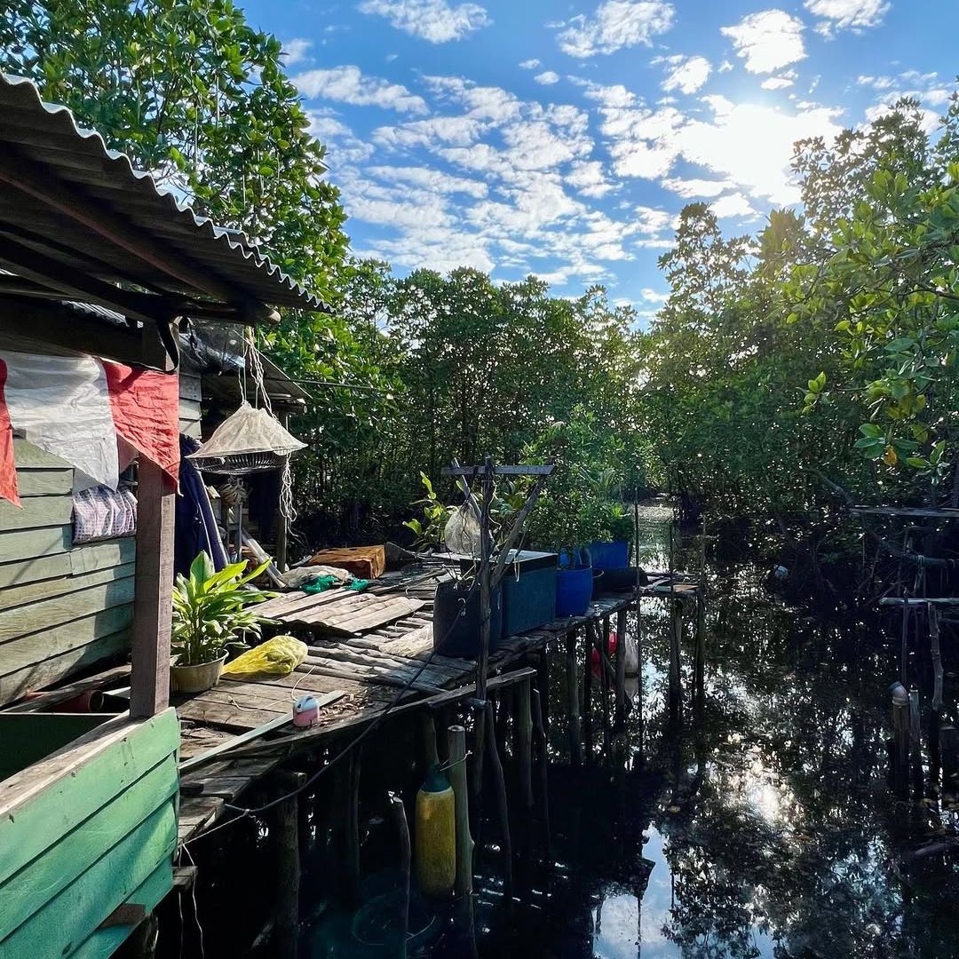 Rumah Tintin Kepala Suku Laut Panglong Berakit