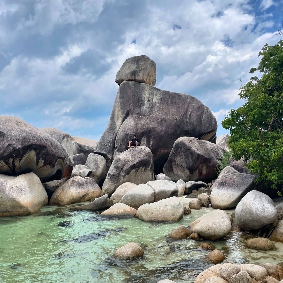 Batu Junjung Bintan
